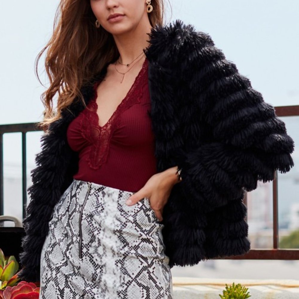 3 colors CHIC SHAG JACKET - Picture 4 of 16